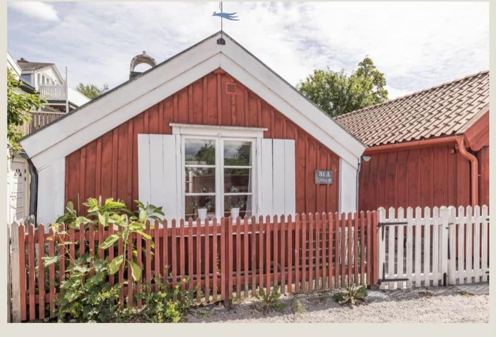 Villa Historisk Charm I Hjaertat Av Gamla Stan Kalmar Exterior foto